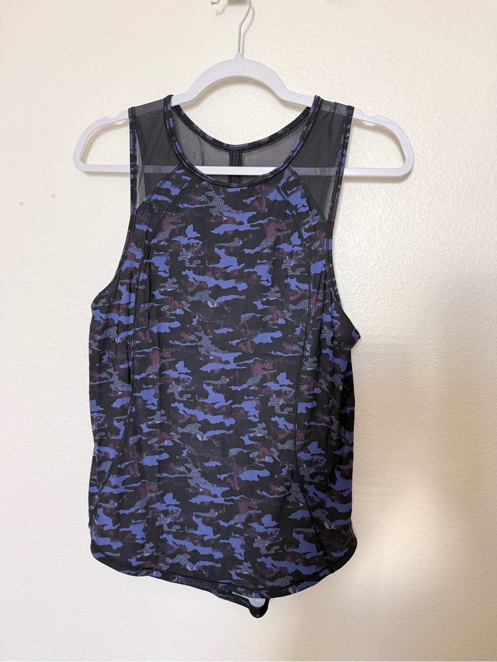 Lululemon Black & Blue Camo Performance Tank Top